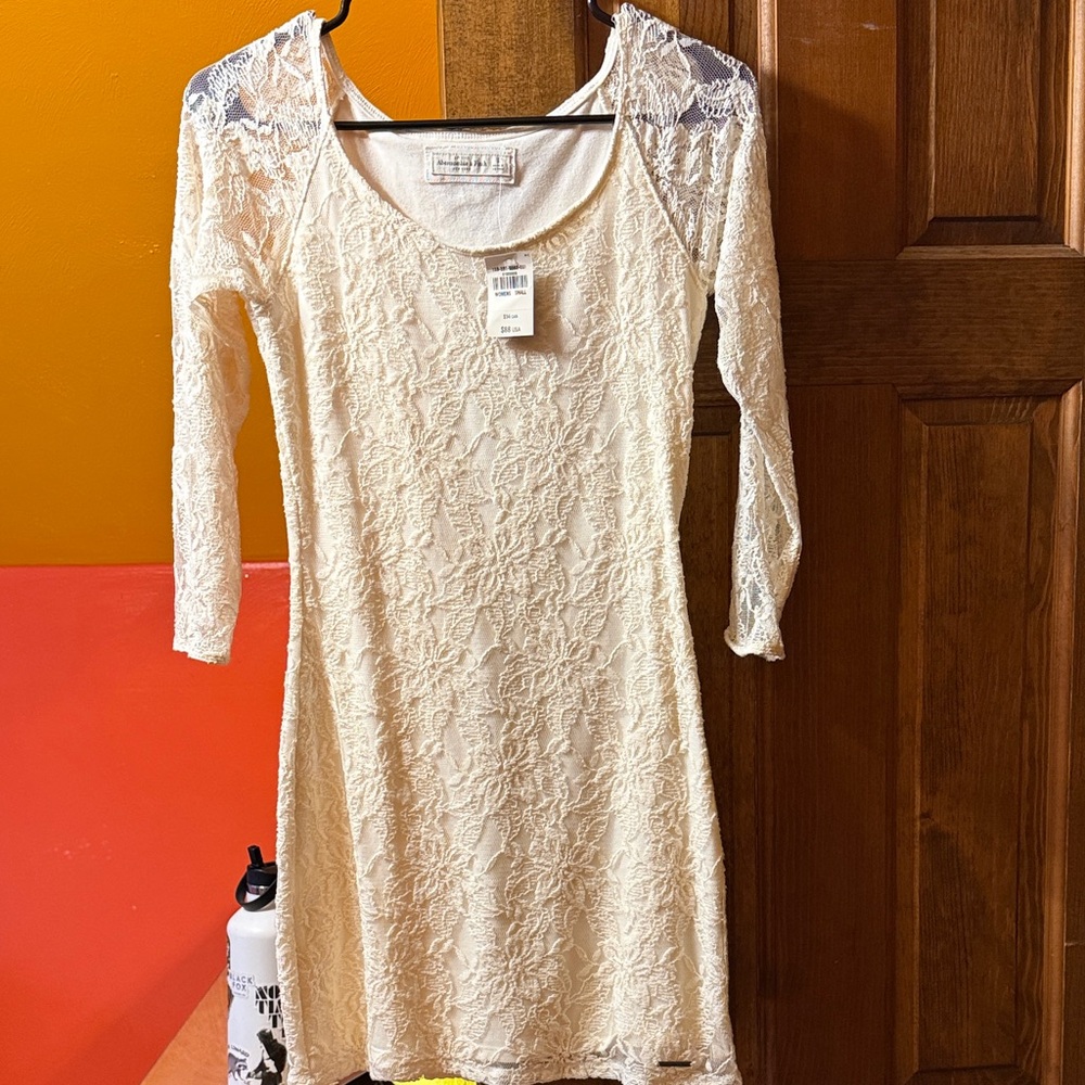 Abercrombie & Fitch Elegant Cream Lace Dress size S